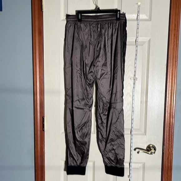 New-Athleta-XS-mauve metallic-Allison Felix. Legend, Luxe track pants. - Picture 5 of 16